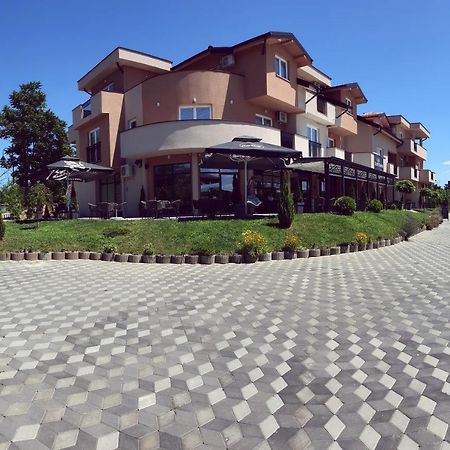Panorama Apartments Veliko Gradiste Exterior photo