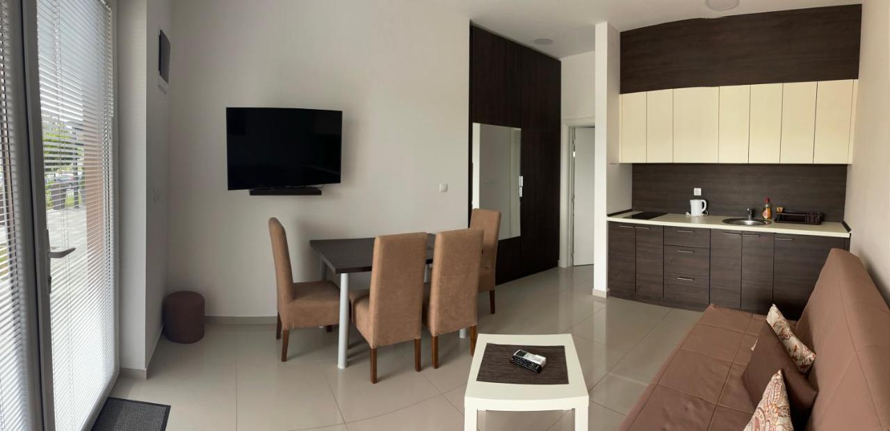 Panorama Apartments Veliko Gradiste Exterior photo