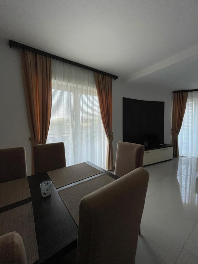 Panorama Apartments Veliko Gradiste Exterior photo