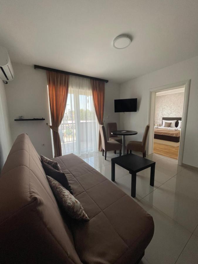 Panorama Apartments Veliko Gradiste Exterior photo