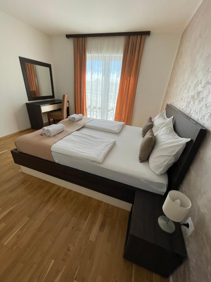Panorama Apartments Veliko Gradiste Exterior photo